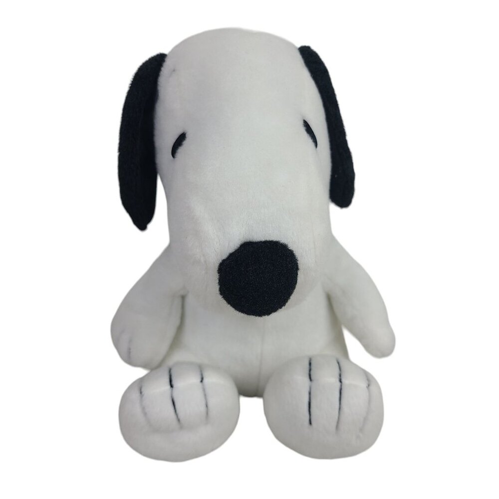 Cedar Fair LP Snoopy Peanuts Worldwide 2010 Plush Stuffed Animal